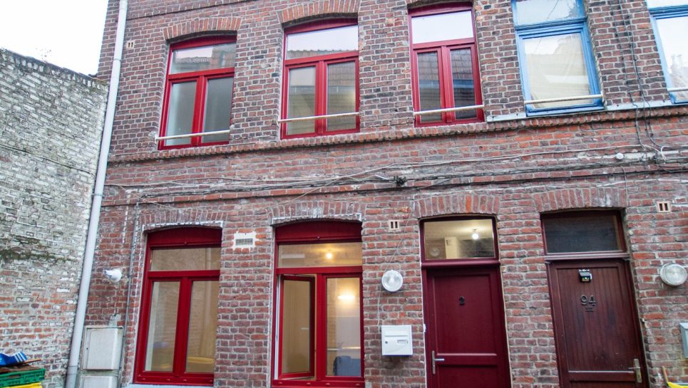 Façade logement rénové à Lille